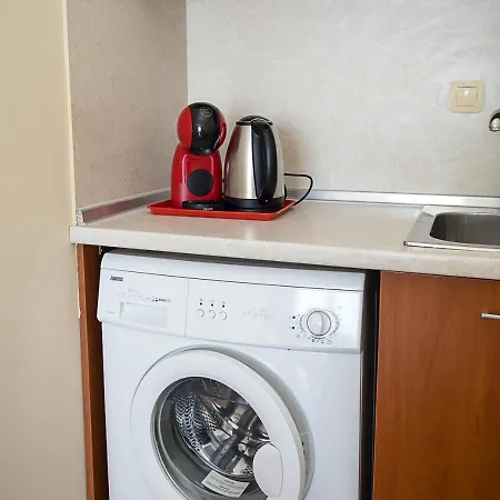 Beachfront Bliss-1br Sea View Flat In Golden Sands By Flat Mаnаger Варна