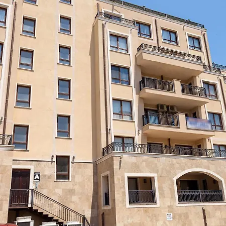 Daire Beachfront Bliss-1br Sea View Flat In Golden Sands By Flat Mаnаger Varna