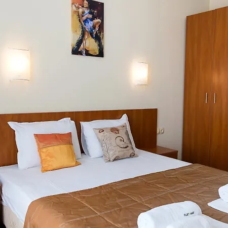 Апартаменты Beachfront Bliss-1br Sea View Flat In Golden Sands By Flat Mаnаger Варна