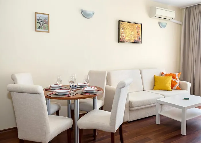 Beachfront Bliss-1br Sea View Flat In Golden Sands By Flat Mаnаger Apartmán Varna